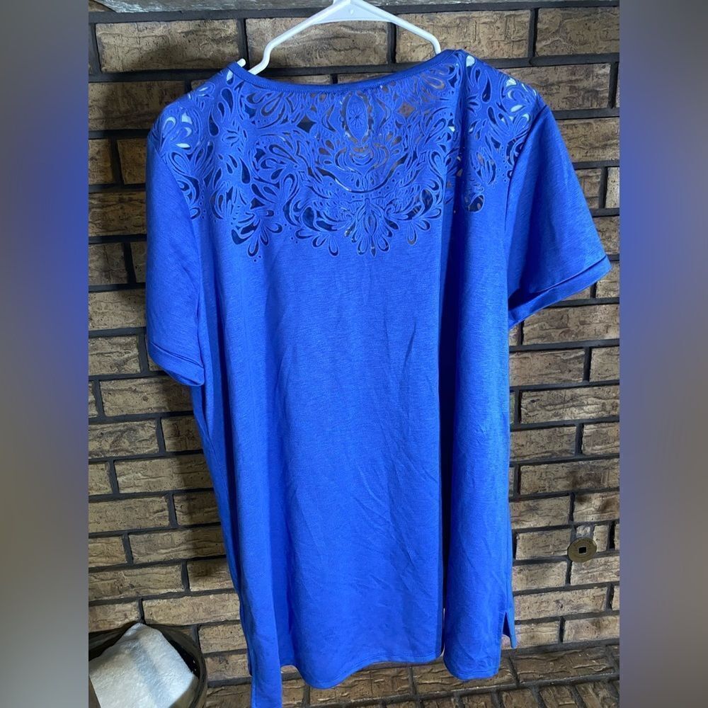 C. Wonder blouse nwt - Picture 3 of 5